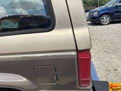 1989 Ford Bronco II XLT has blown head gasket & missing some parts; 164,099 Miles; VIN 1FMCU12T4KUC76672