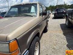 1989 Ford Bronco II XLT has blown head gasket & missing some parts; 164,099 Miles; VIN 1FMCU12T4KUC76672