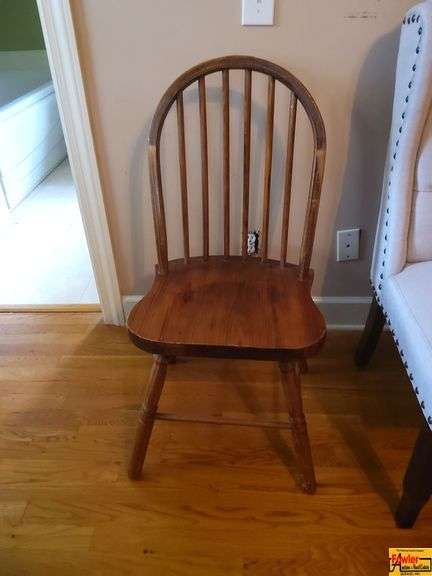 Classic Wooden Spindle-Back Dining Chair image