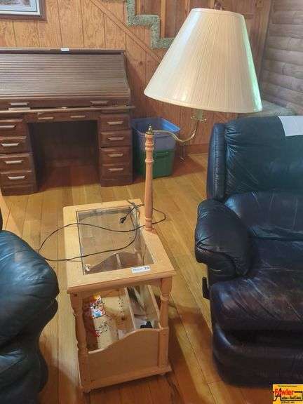 End Table/Lamp With Magazine Storage image