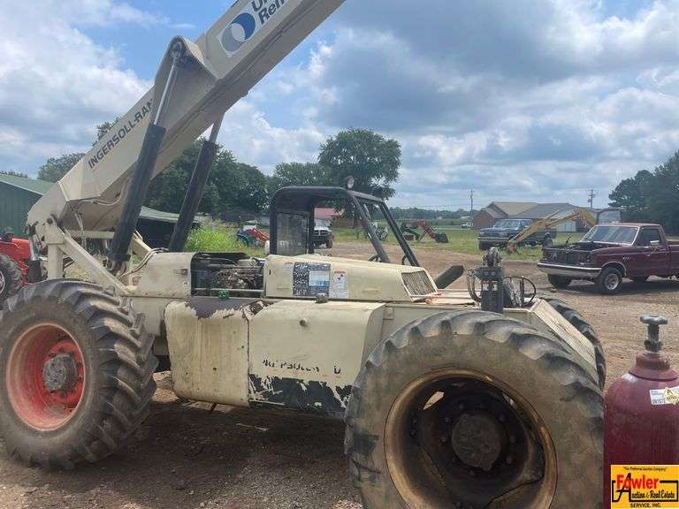 Ingersoll-Rand Lull:  Will be used for pick up on Wednesday.  Please pick UpThursday, Aug. 21. image