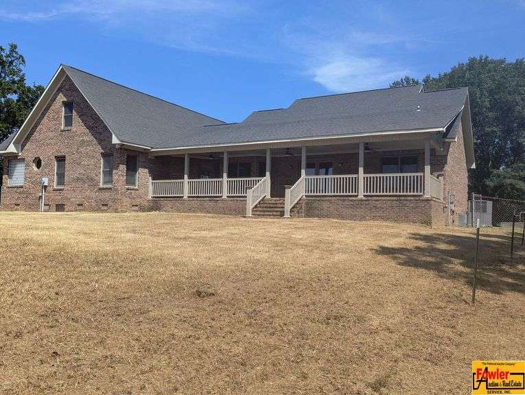 4-Bedroom Brick Home On 20 Acres±:  A Great Horse Farm In Walker County image