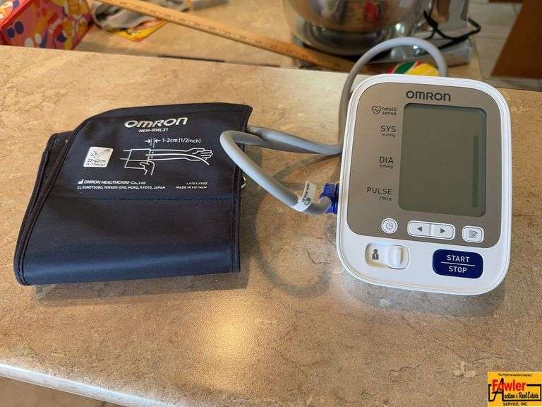 Blood Pressure Cuff (9-17") image