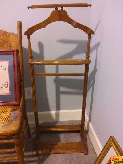 Gentleman's Valet Stand image