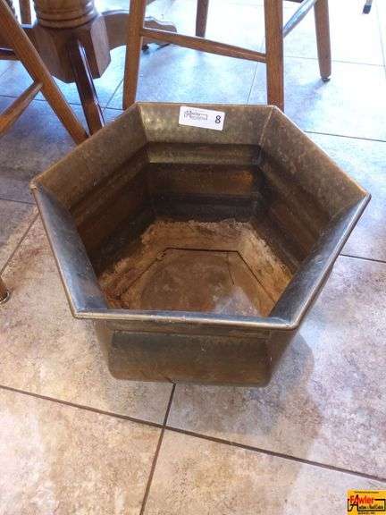 Decorative Brass Planter image