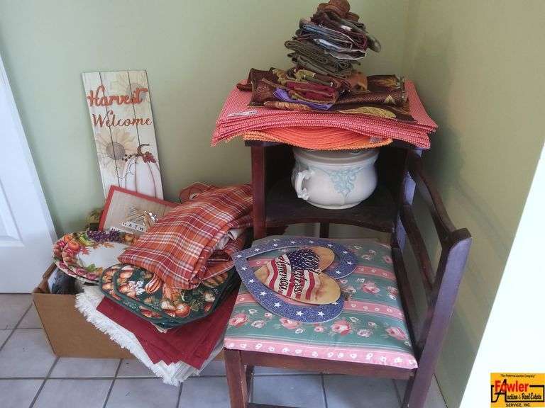 Fall Harvest & Thanksgiving Decor Collection image