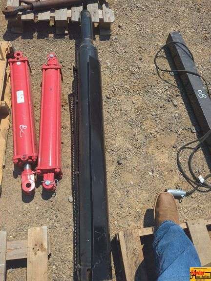 Hydraulic Cylinder image
