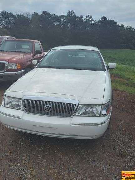 2005 Mercury Grand Marquis LS Limited Edition; VIN 2MEHM75W15X617881 image
