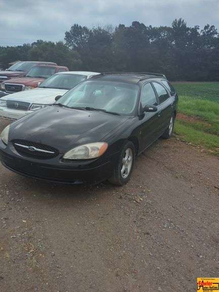 2000 Ford Taurus SE; 87,900 Miles; VIN 1FAFP58S9YA224291 image