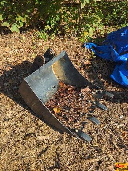 Backhoe Bucket Attachment image