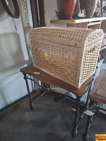Woven Storage Trunk with Hinged Lid image