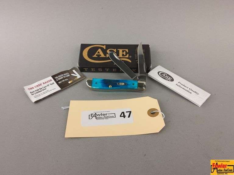 Case XX Caribbean Blue Bone Sawcut Jig Mini Trapper Knife - No. 25593 image
