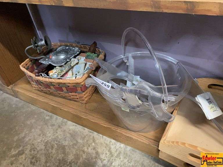 Clear Plastic Serving and Storage Lot image