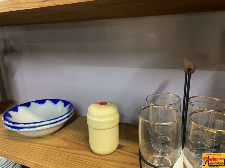 Dishes and Glassware Collection image