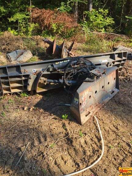 Grouser Land Clearing Blade image