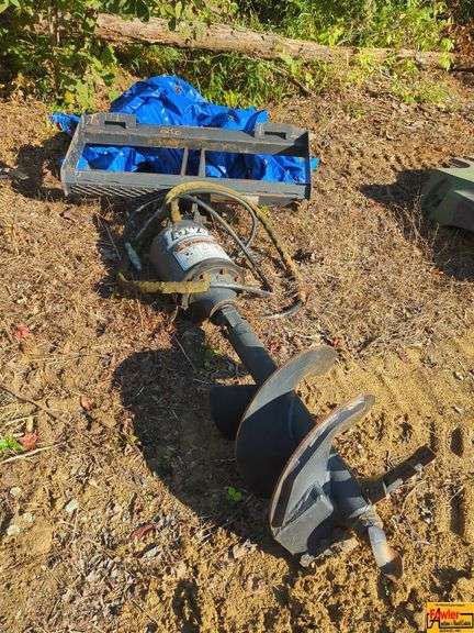 Lowe Auger and Bucket Attachment image