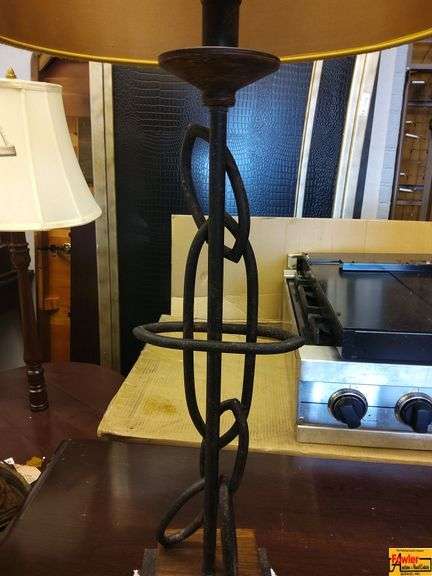 Table Lamp image