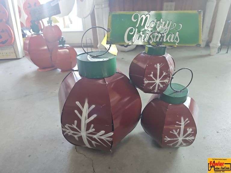 Metal Christmas Ornament Set with Sign image
