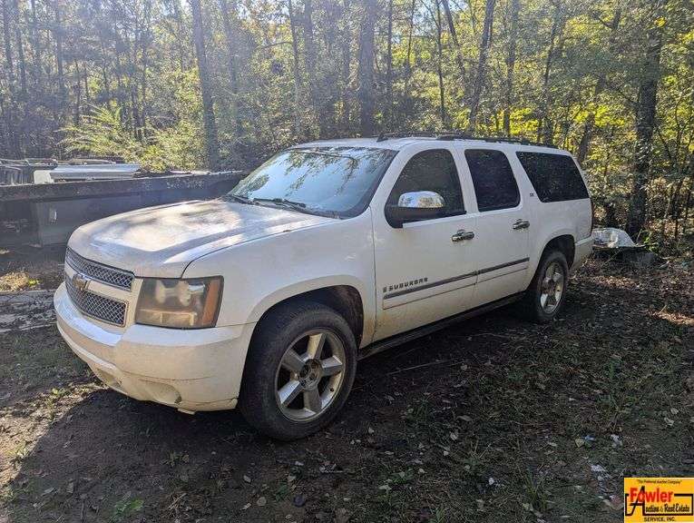 2008 Chevrolet Suburban, LTZ;  VIN 1GNFK36379R134625 image