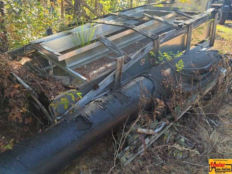 Metal Irrigation Flume with Pipe image