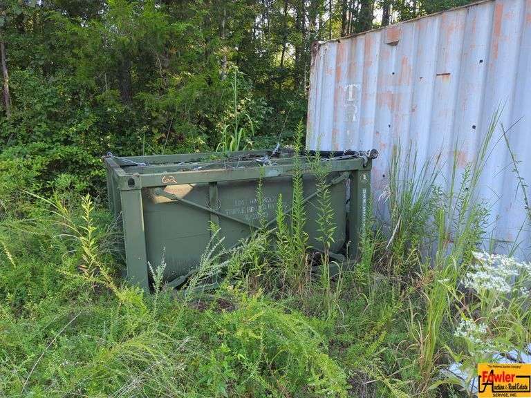 900-Gallon Caged Fuel Tank image