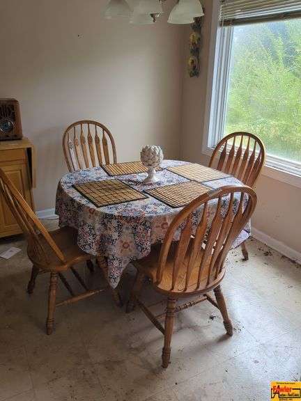 Oak Breakfast Table & Chairs image
