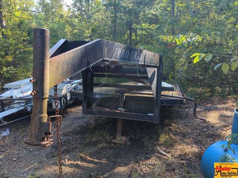Pro-Trak Gooseneck Gooseneck Trailer image