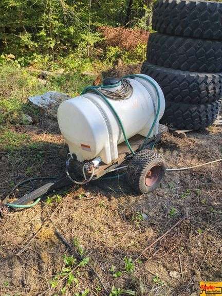 Portable Water Tank on Trailer image