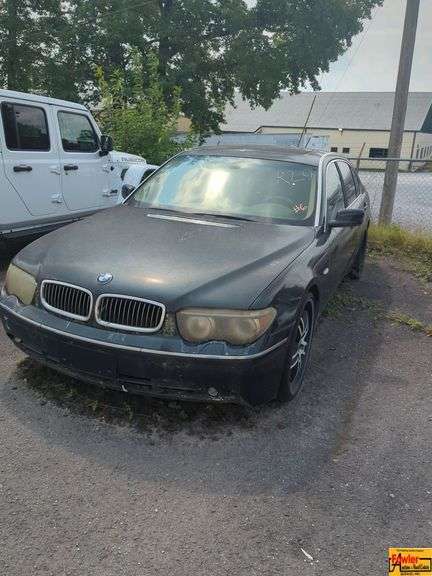2004 BMW 745Li Sedan With Sun Roof; VIN WBAGN634X4DS48835 image