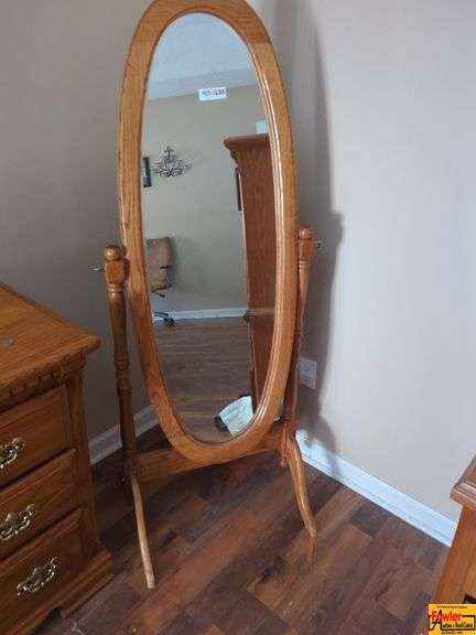 Wood Oval Cheval Mirror image