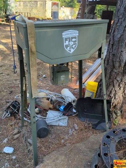 Gamekeeper Automatic Deer Feeder image