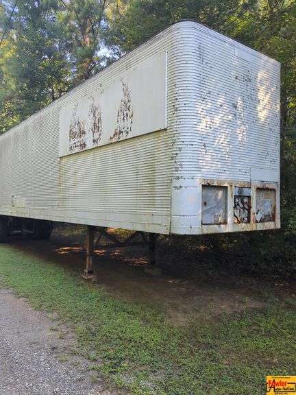 Van Trailer image