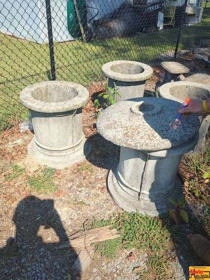 Concrete Garden Planters/Stands image