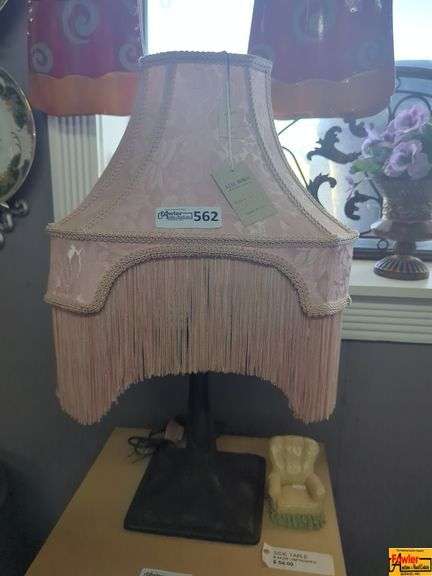 Elegant Pink Fringed Lamp image