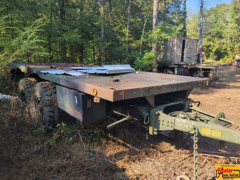 Oshkosh MK48-14 Flatbed Trailer - Works With Oshkosh MK-48 Military Camo 6x6 Cargo Truck image