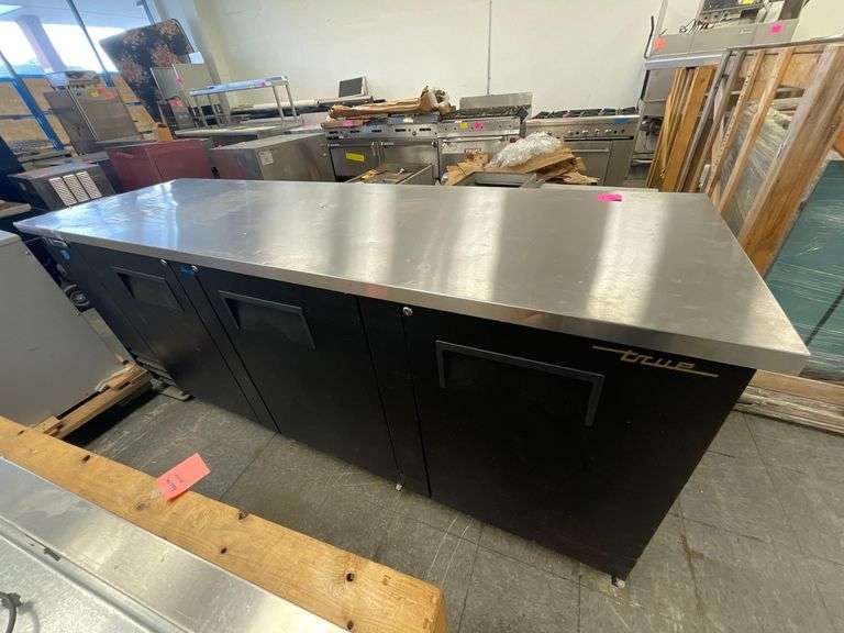 True MFG Back Bar Cooler - Model No. TBB4 - 3 Sectioned - 1PH - 90in x 28in - 37in