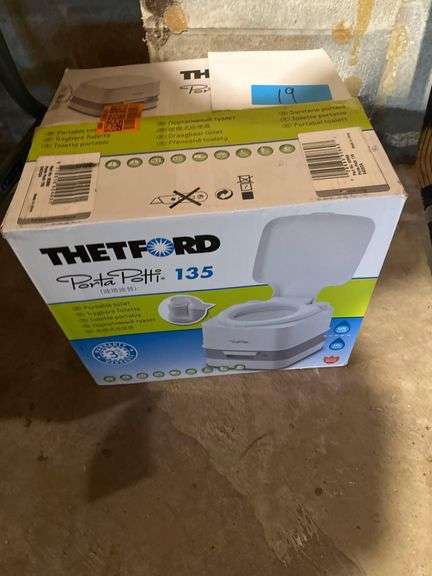 THETFORD Porta Potty