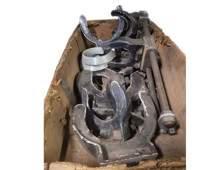 Strut Compressor - Coil Spring Compressor Tool image