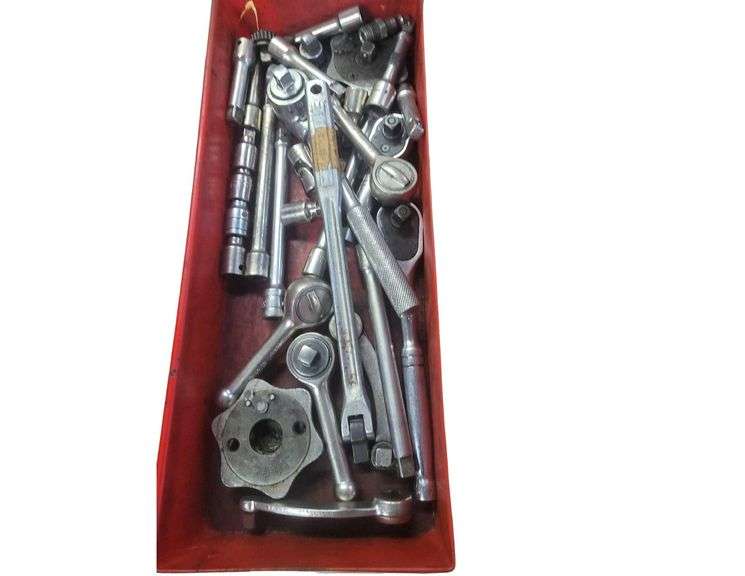 Socket Wrenches and Extenders image