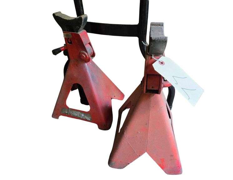 Car Jacks image