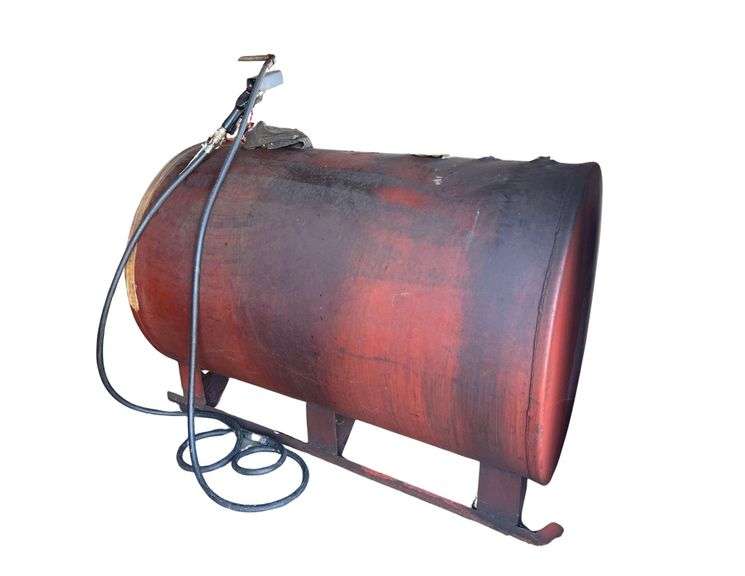 Approx. 500 Gallon Fuel Tank with Fill-Rite Pump image
