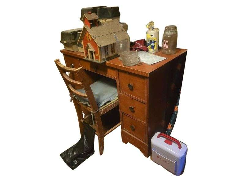 4' Desk with Chair and Contents image