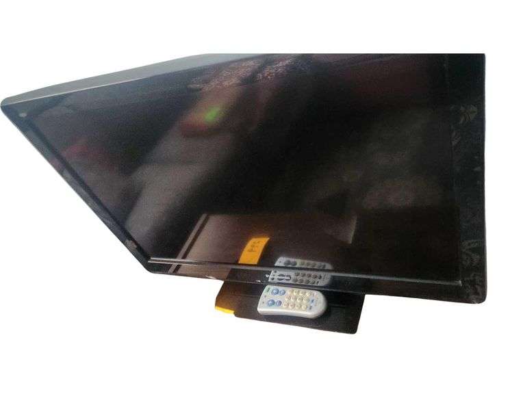 32 In. Panasonic LCD TV with Remote image