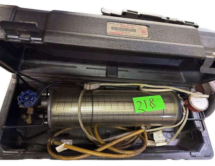 Robinair Dial-A-Charge Charging Cylinder image