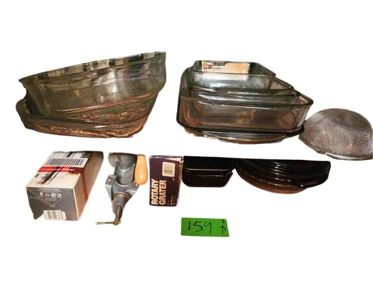 Glass Baking Dishes  and Trays - Pyrex image