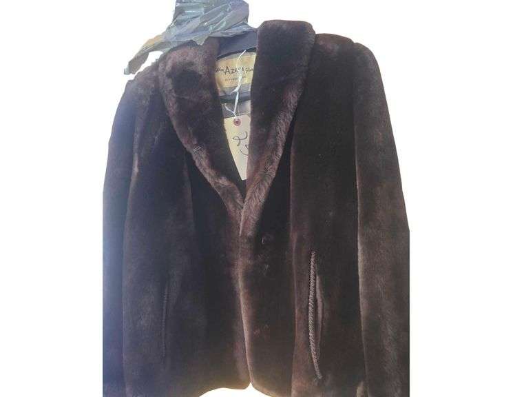 Max Azen Pure Pittsburgh Fur Jacket - Size 10 image