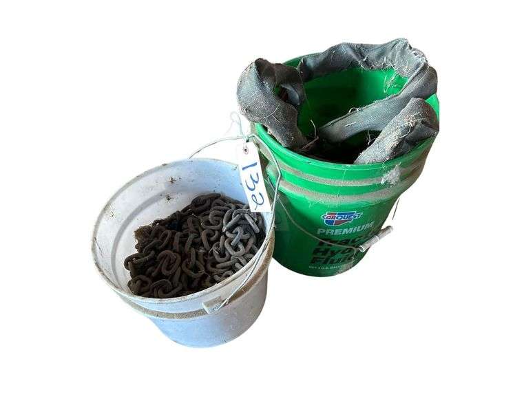 Buckets Of Chain image
