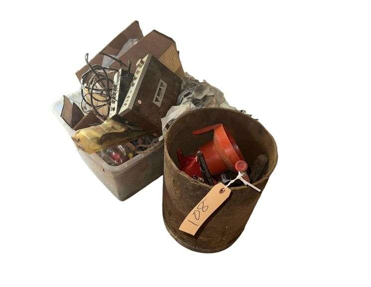 Stereo Equipment- Hand Tools image