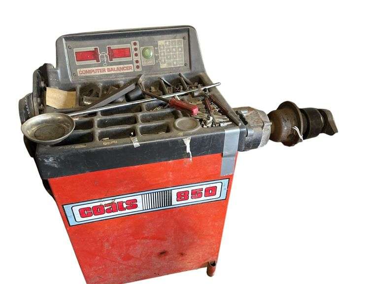 Coats 850 Wheel/Tire Balancer image