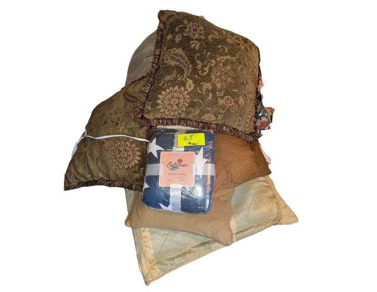 Heated Blanket- Assorted Pillows